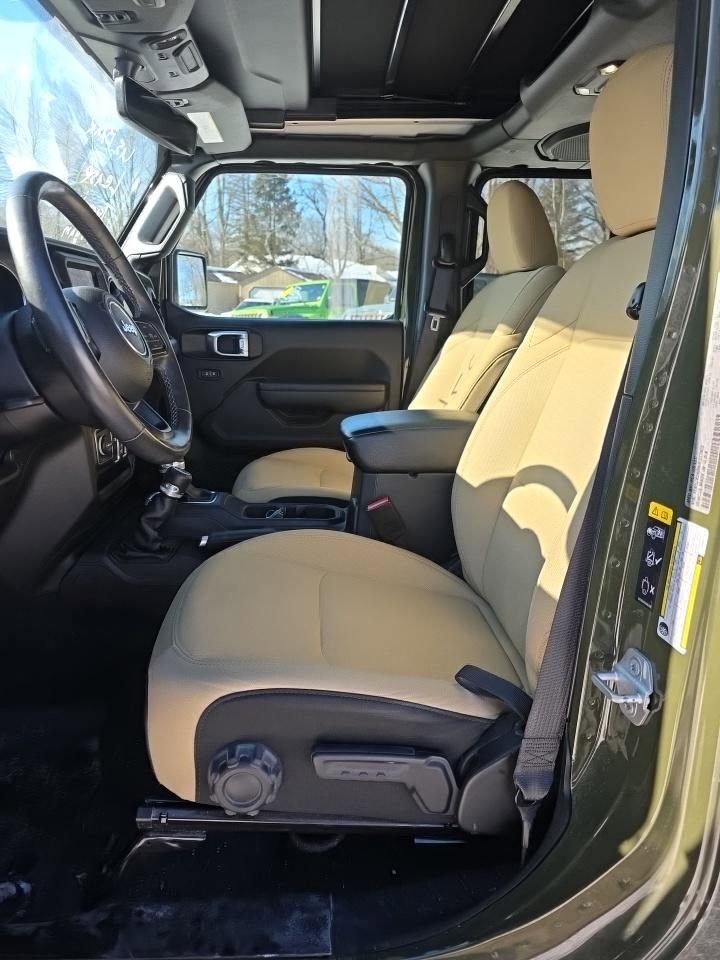 Used 2022 Jeep Wrangler Unlimited Sport image 12