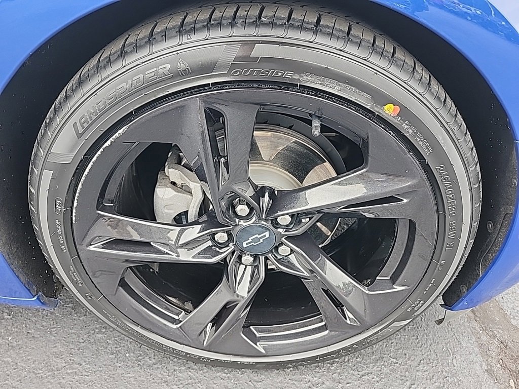 Certified 2021 Chevrolet Camaro LT image 10