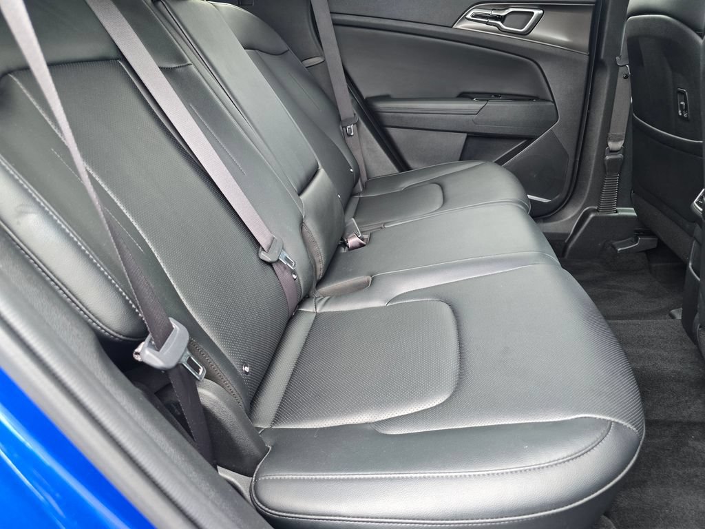 Used 2025 Kia Sportage EX FWD image 21