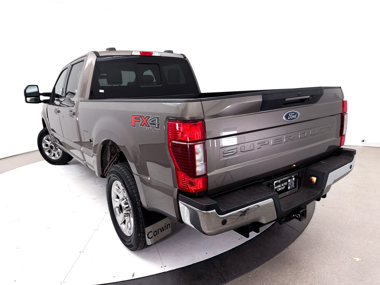 Used 2021 Ford F250 Lariat w/ Lariat Ultimate Package AWD/4WD image 8