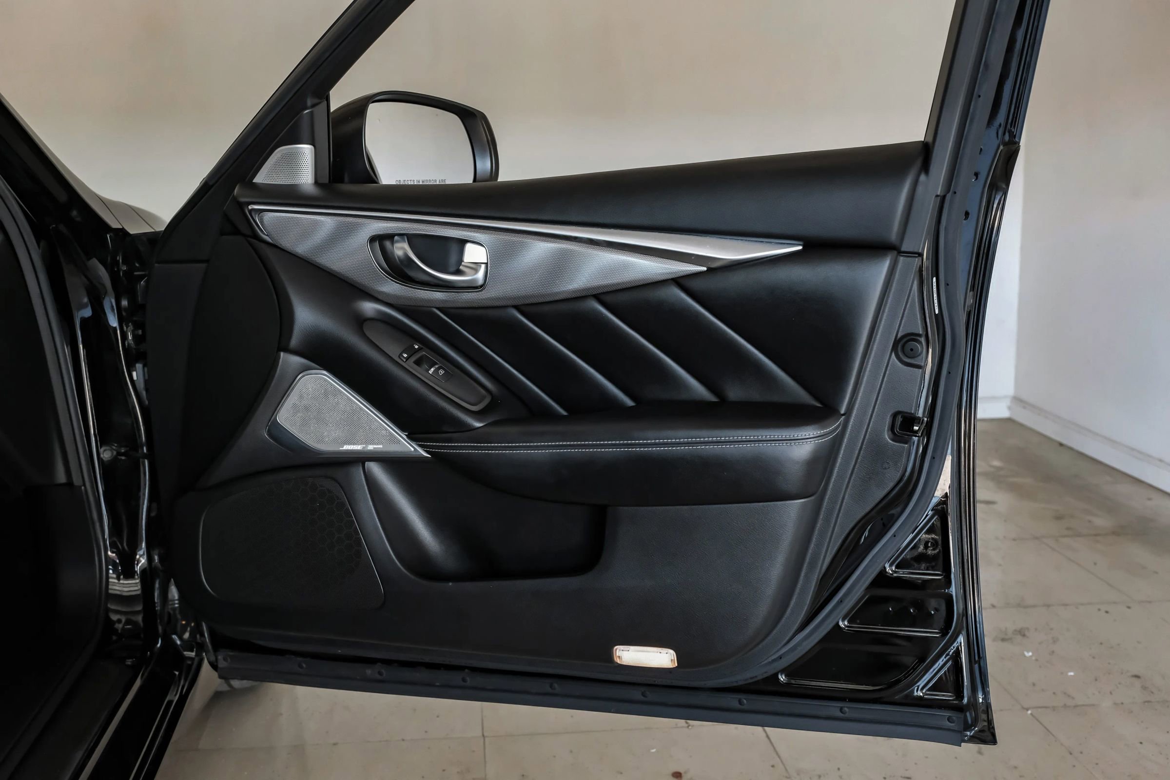 Used 2017 INFINITI Q50 3.0t Premium image 42