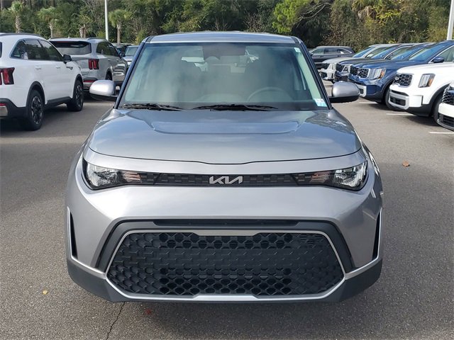 New 2025 Kia Soul LX image 2