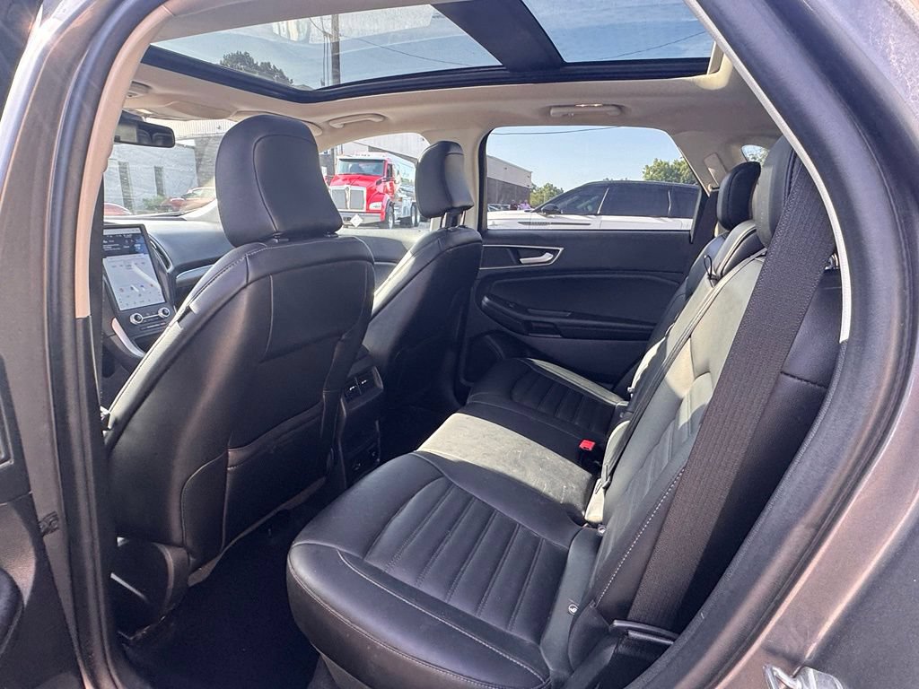 Used 2022 Ford Edge SEL w/ Convenience Package AWD/4WD image 9