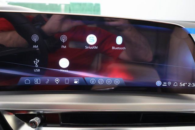 New 2026 Cadillac Lyriq V image 21