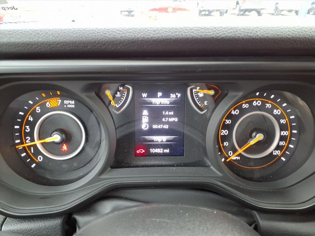Used 2024 Jeep Wrangler Sport image 19
