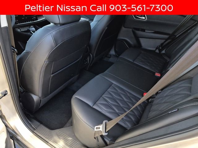 New 2026 Nissan Rogue Platinum w/ Platinum Premium Package image 10