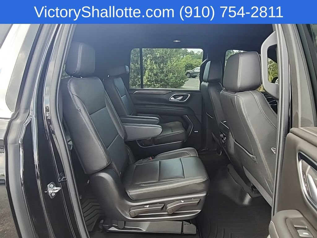 Used 2022 Chevrolet Suburban LT w/ LT Signature Plus Package AWD/4WD image 43