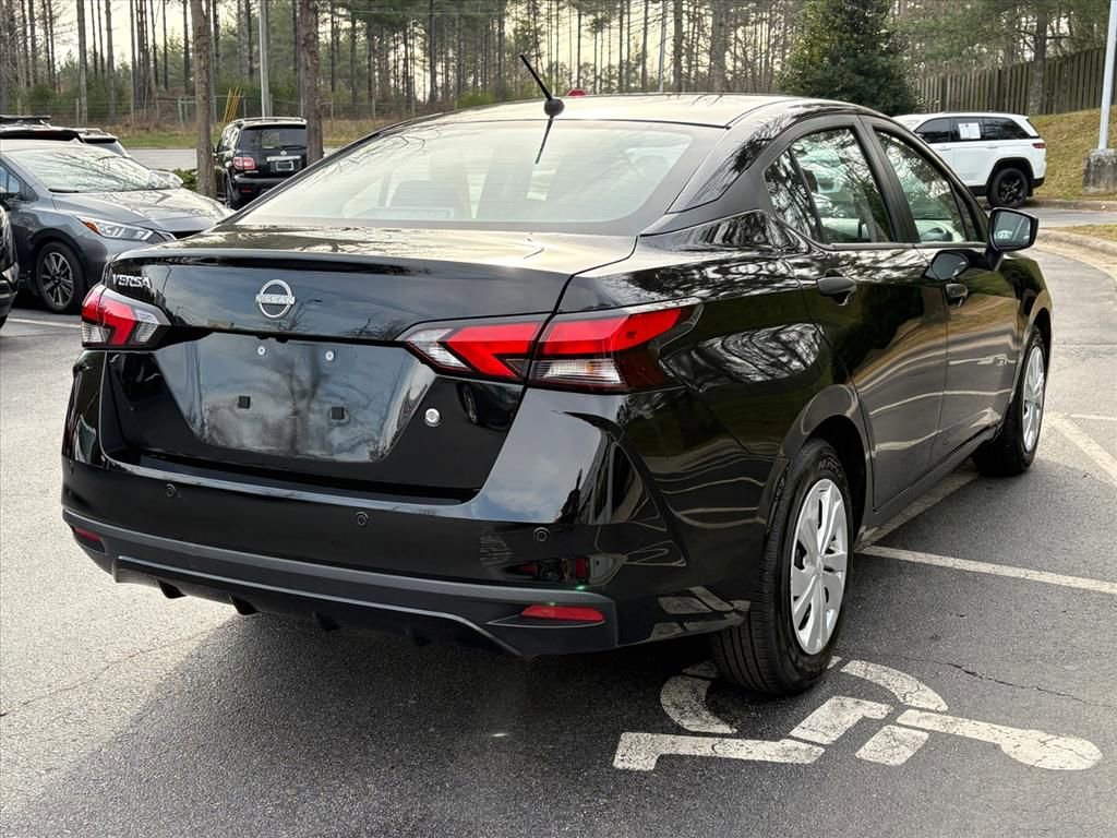 Used 2025 Nissan Versa S image 8