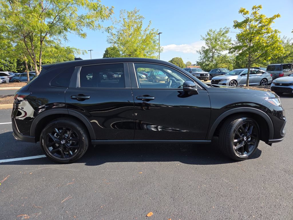 Certified 2025 Honda HR-V Sport image 25