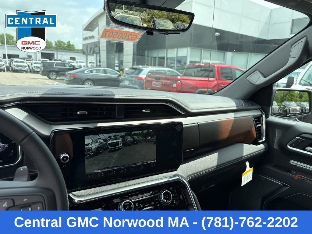 New 2026 GMC Sierra 1500 Denali w/ Denali Reserve Package AWD/4WD image 18