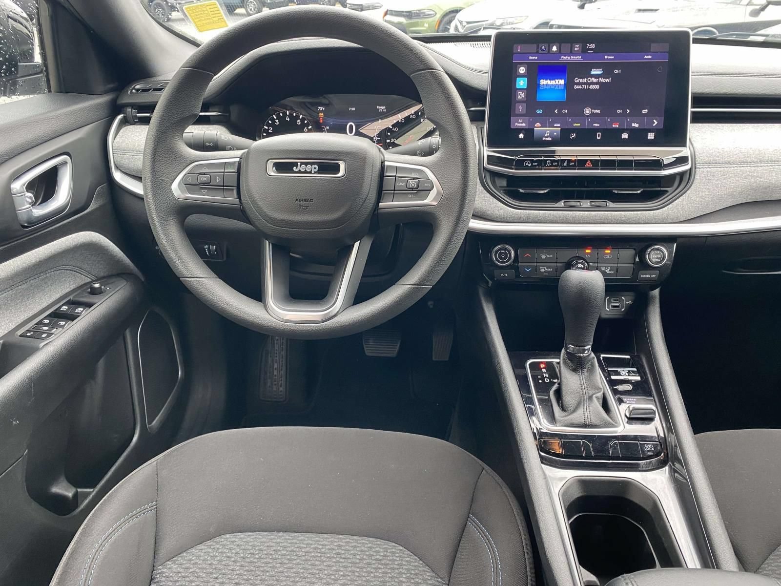 Used 2023 Jeep Compass Sport AWD/4WD image 10