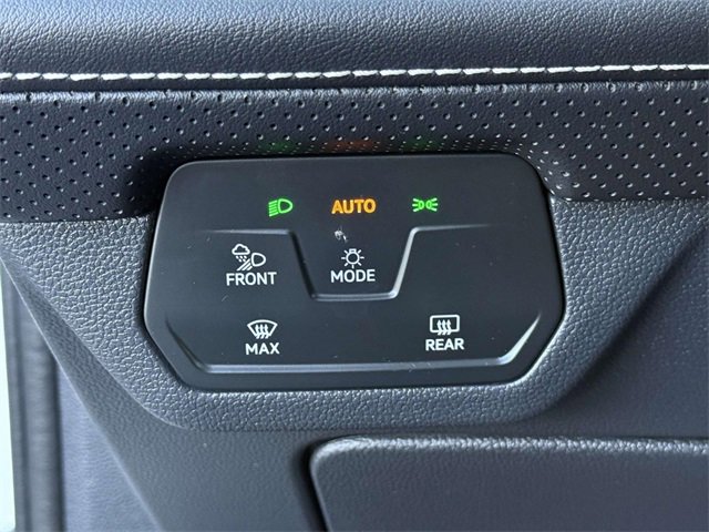 Used 2024 Volkswagen Atlas SE image 23