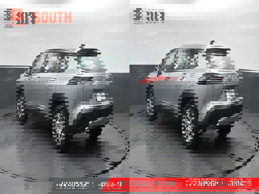 New 2026 Toyota Corolla Cross L image 8