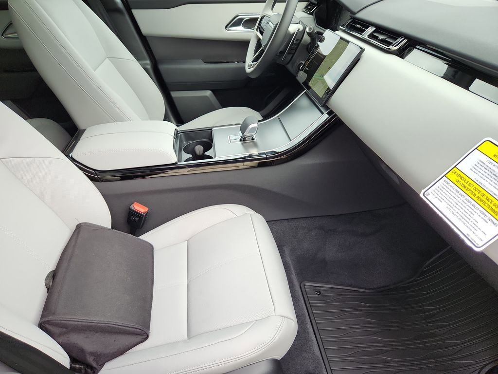 New 2026 Land Rover Range Rover Velar S AWD/4WD image 3