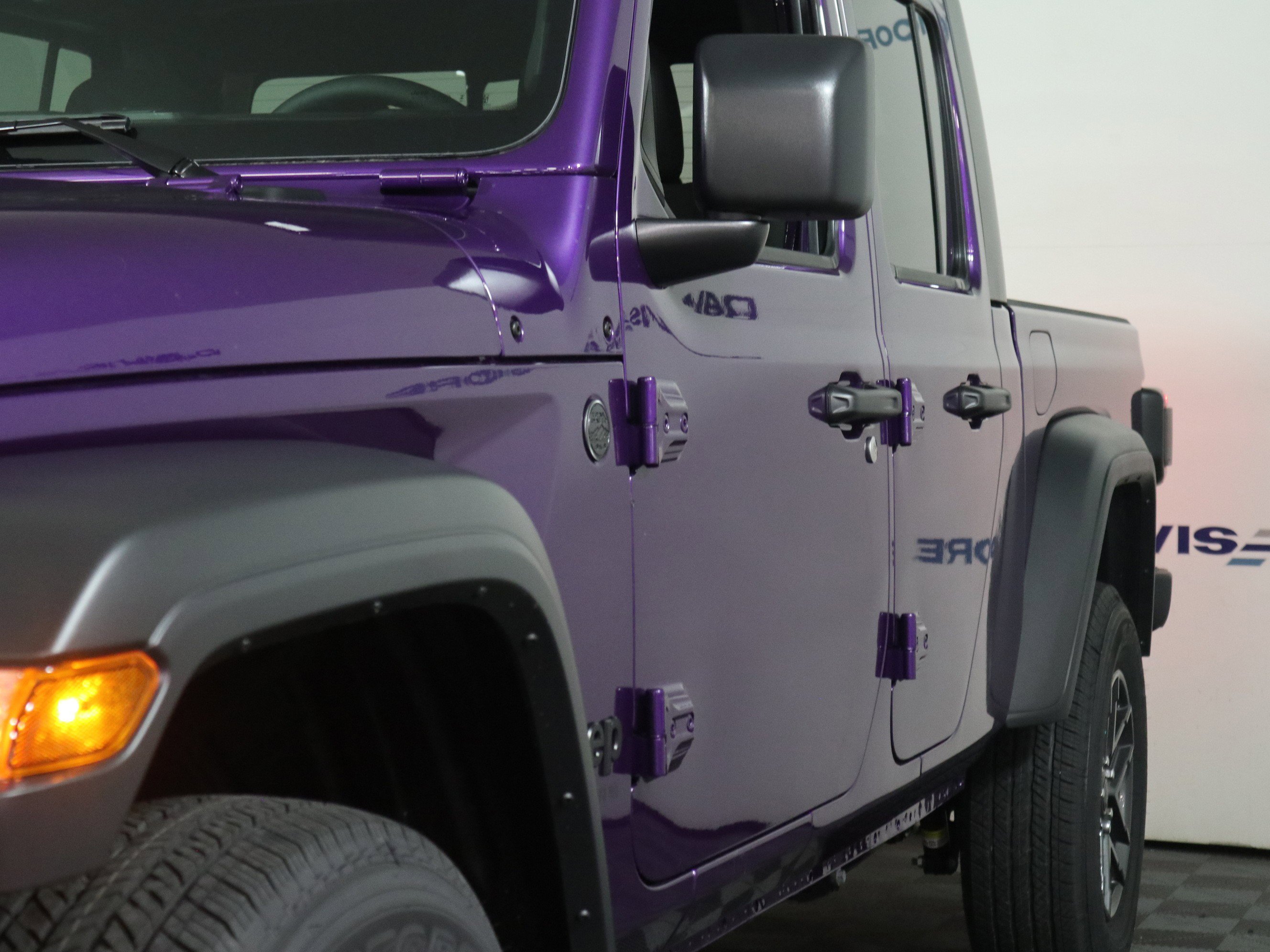 New 2026 Jeep Gladiator Sport AWD/4WD image 11