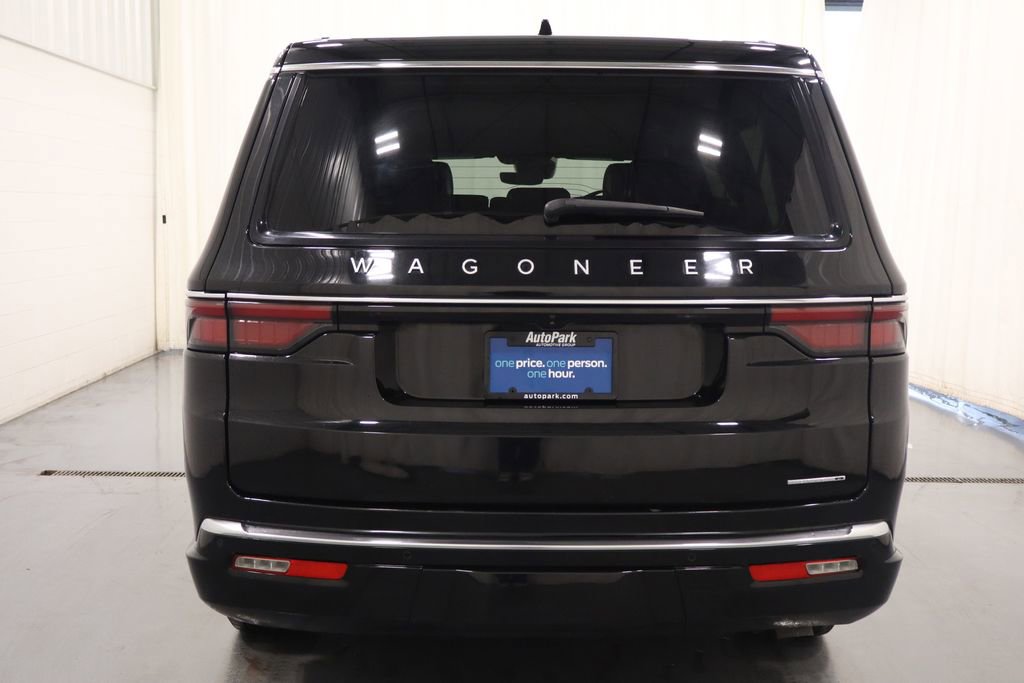 Used 2024 Jeep Wagoneer L Series II w/ Flexible Seating Group image 8