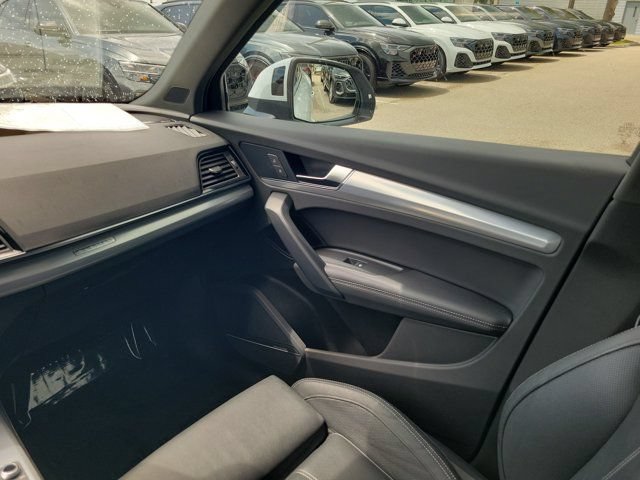 Certified 2023 Audi Q5 2.0T Prestige AWD/4WD image 14