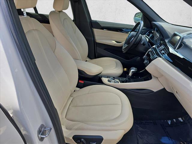 Used 2017 BMW X1 xDrive28i image 10