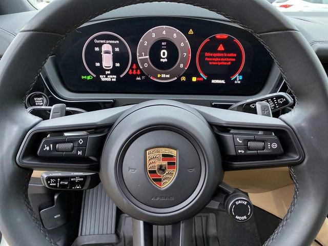 Used 2024 Porsche Cayenne image 18