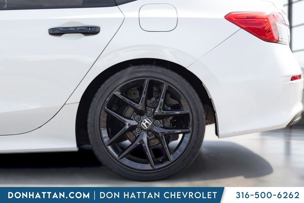 Used 2023 Honda Civic Sport image 15