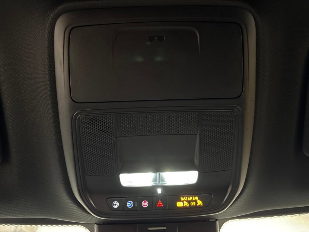 Certified 2025 GMC Acadia AT4 w/ LPO, Floor Liner Package AWD/4WD image 27