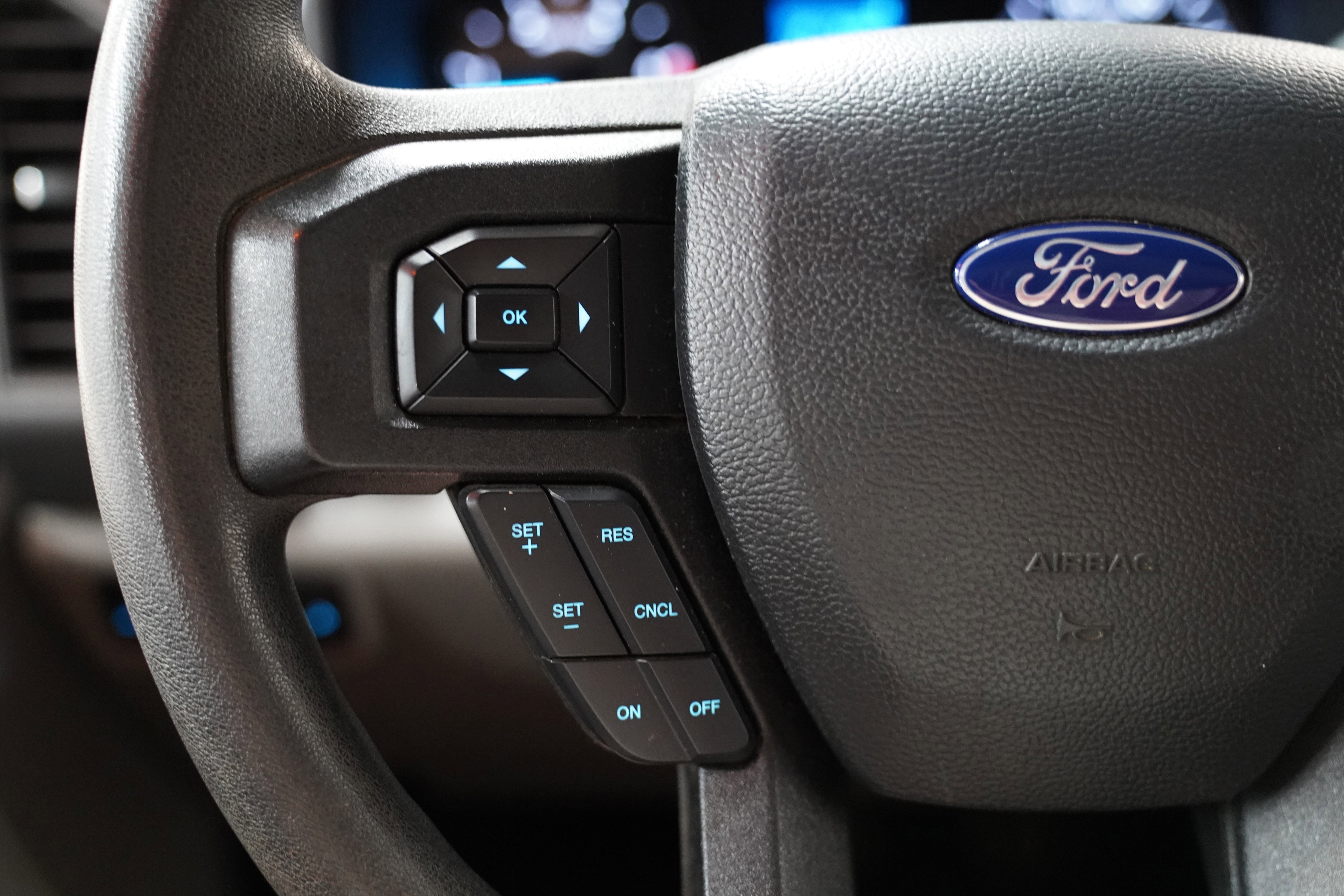 Used 2019 Ford F550 4x4 Regular Cab Super Duty image 16