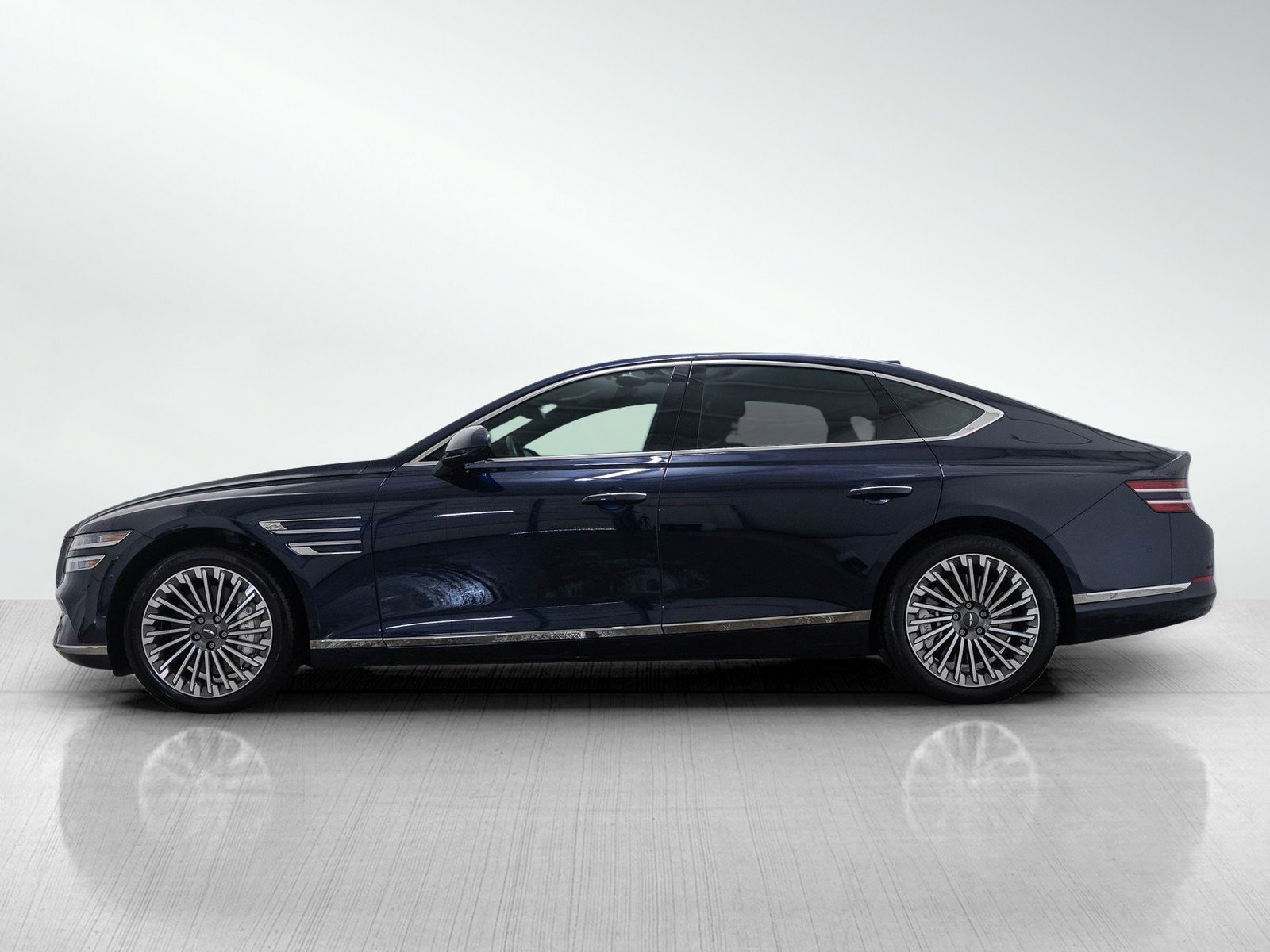Used 2024 Genesis G80 w/ Prestige Package AWD/4WD image 3