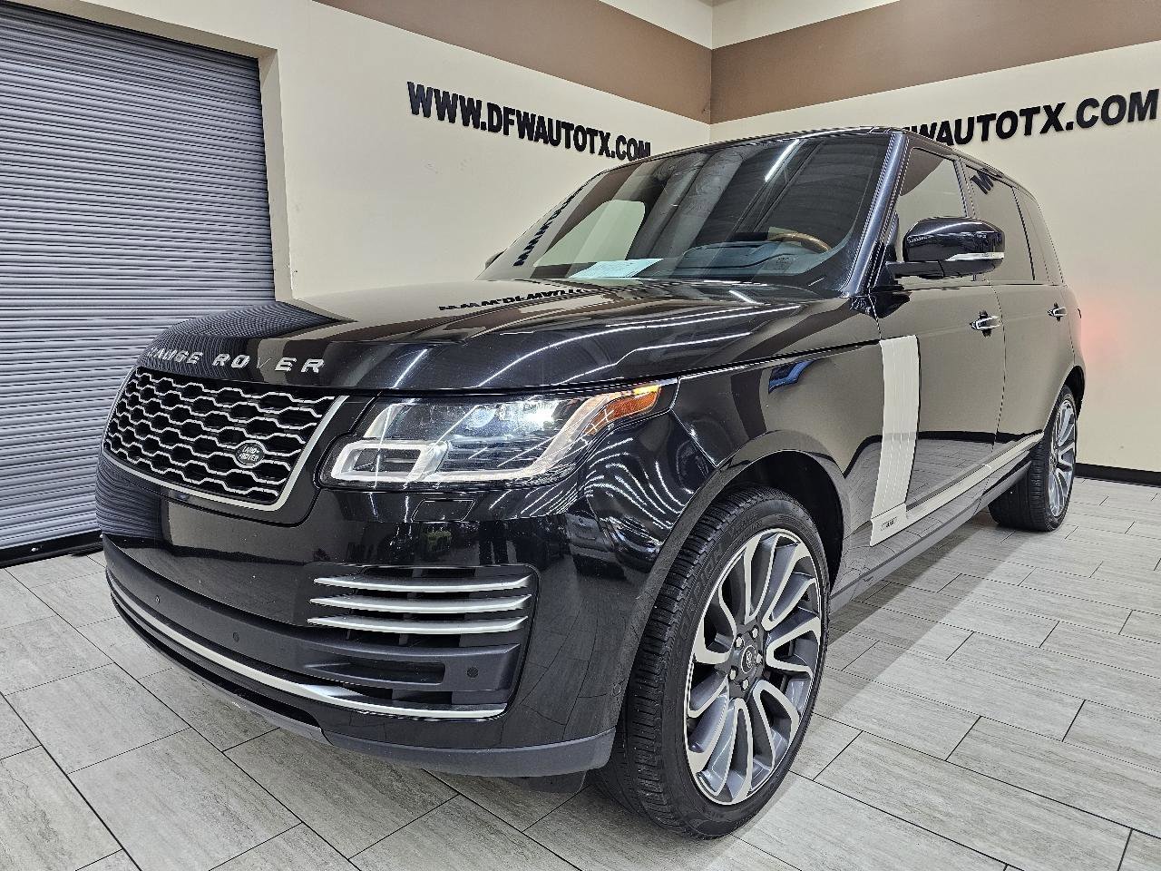Used 2021 Land Rover Range Rover Long Wheelbase Autobiography image 2