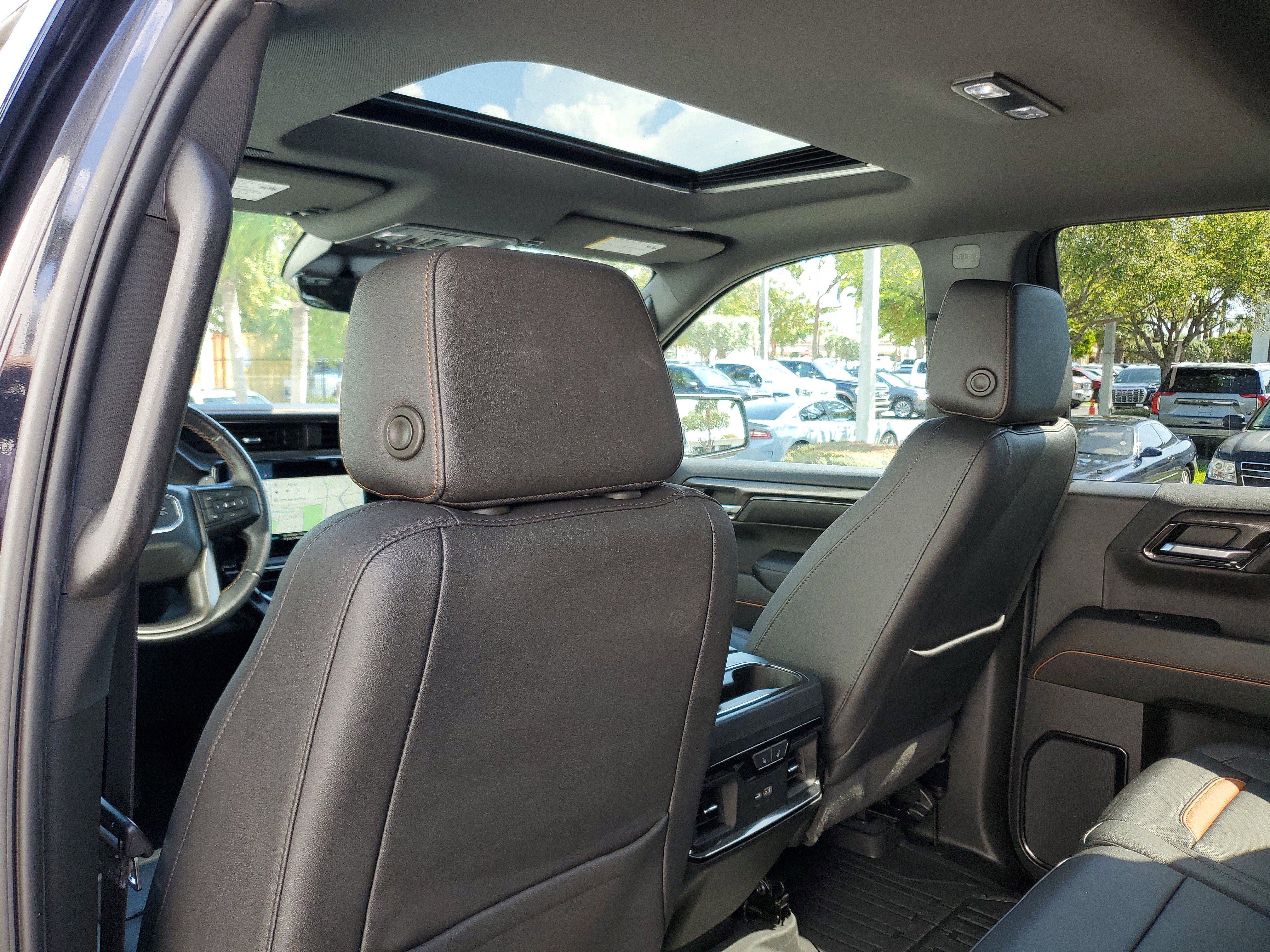 Certified 2023 GMC Sierra 1500 AT4 w/ Technology Package image 12