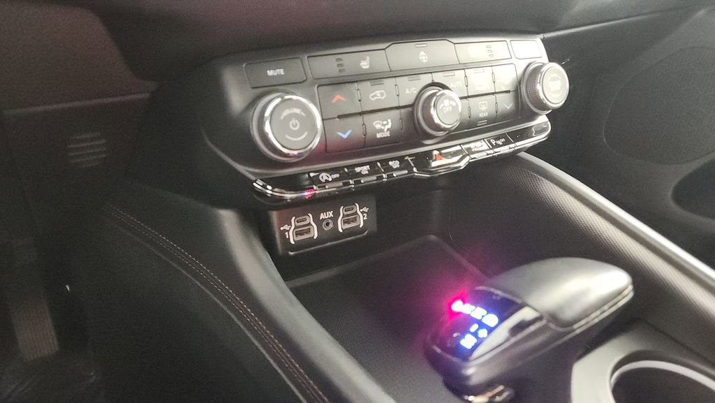 Used 2023 Dodge Durango GT image 8