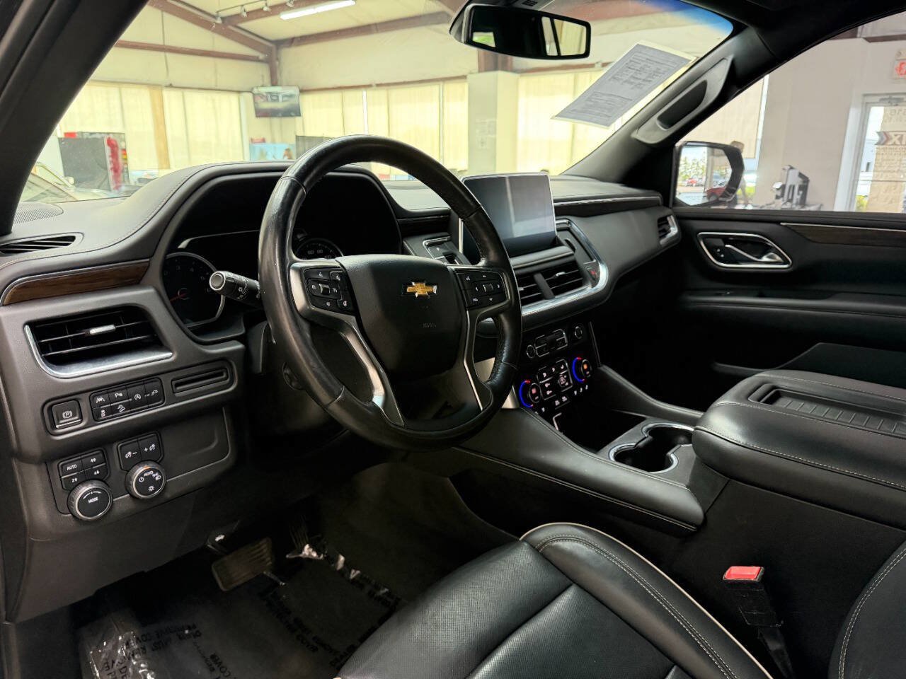 Used 2021 Chevrolet Suburban Premier AWD/4WD image 20