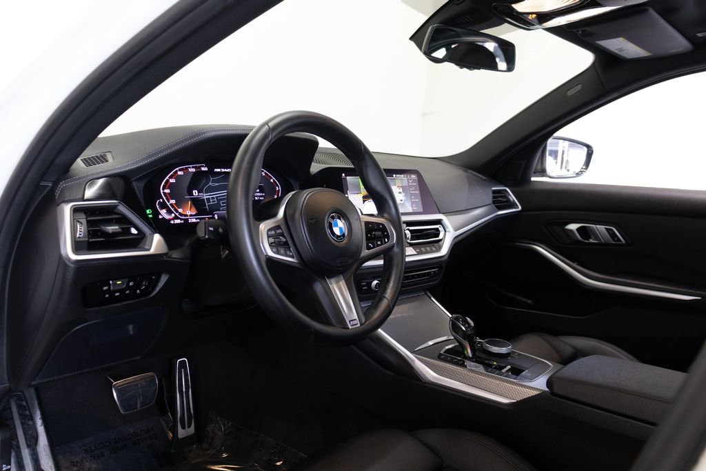 Used 2020 BMW M340i w/ Parking Assistance Package image 16