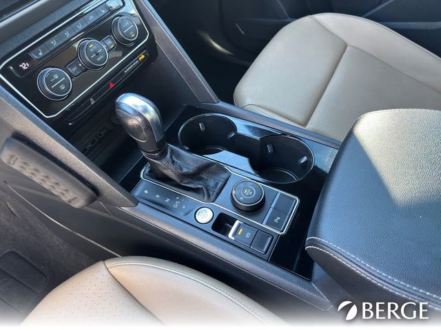 Used 2020 Volkswagen Atlas Cross Sport SEL image 27