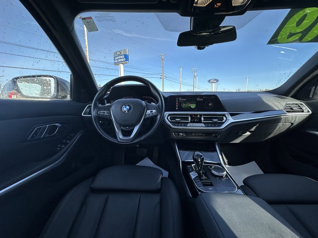 Used 2019 BMW 330i xDrive Sedan w/ Convenience Package image 13
