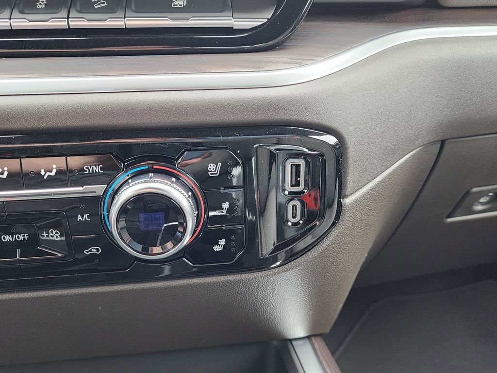 New 2026 GMC Sierra 1500 SLT w/ SLT Premium Plus Package image 29