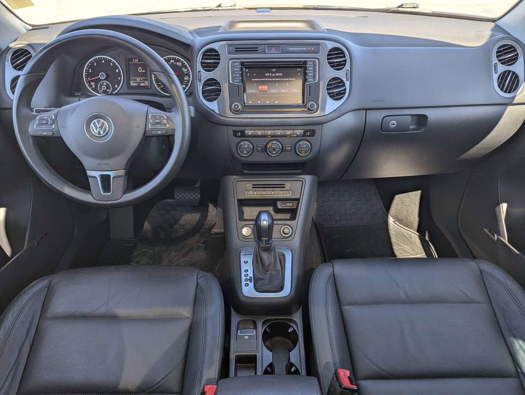 Used 2017 Volkswagen Tiguan SEL image 15