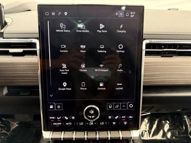 Used 2025 GMC Sierra EV Denali AWD/4WD image 37