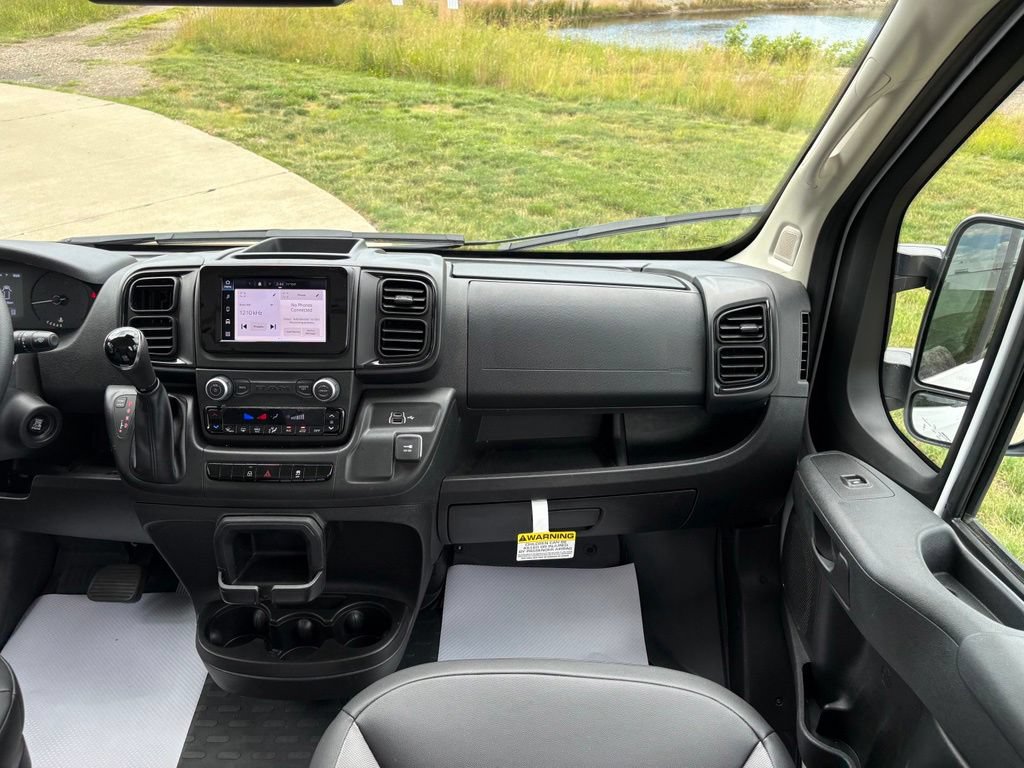 Used 2026 RAM ProMaster 2500 w/ Convenience Group FWD image 32