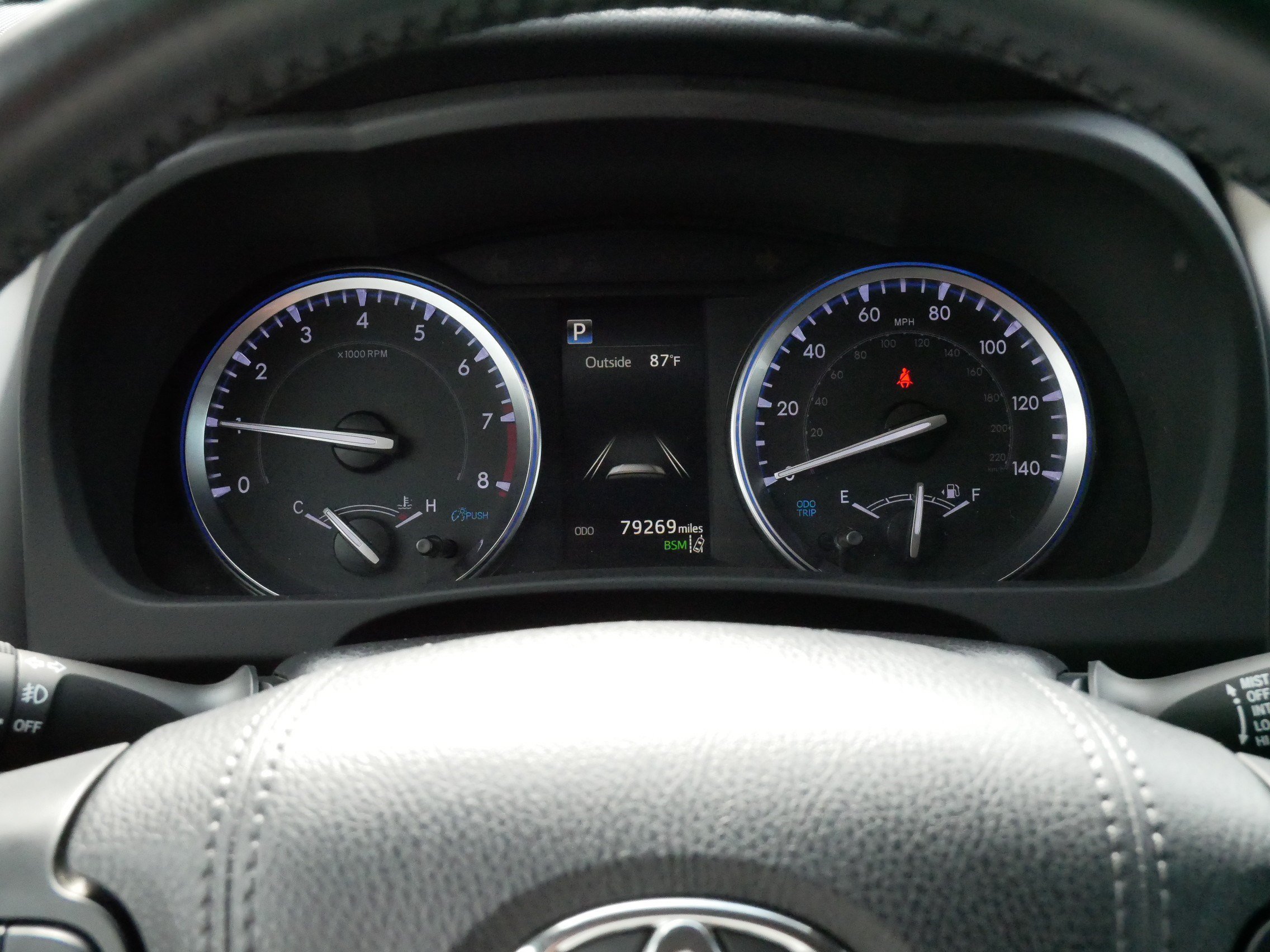 Used 2019 Toyota Highlander SE AWD/4WD image 21