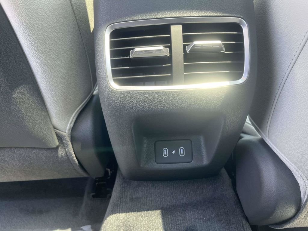 New 2026 Hyundai Sonata Limited FWD image 12