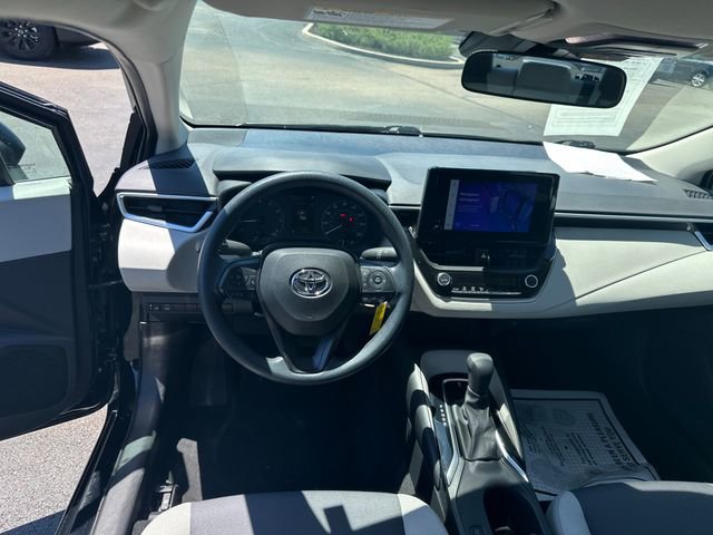 Used 2023 Toyota Corolla LE w/ Carpet Mat Package (TMS) FWD image 11