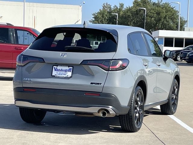 Certified 2025 Honda HR-V Sport image 4