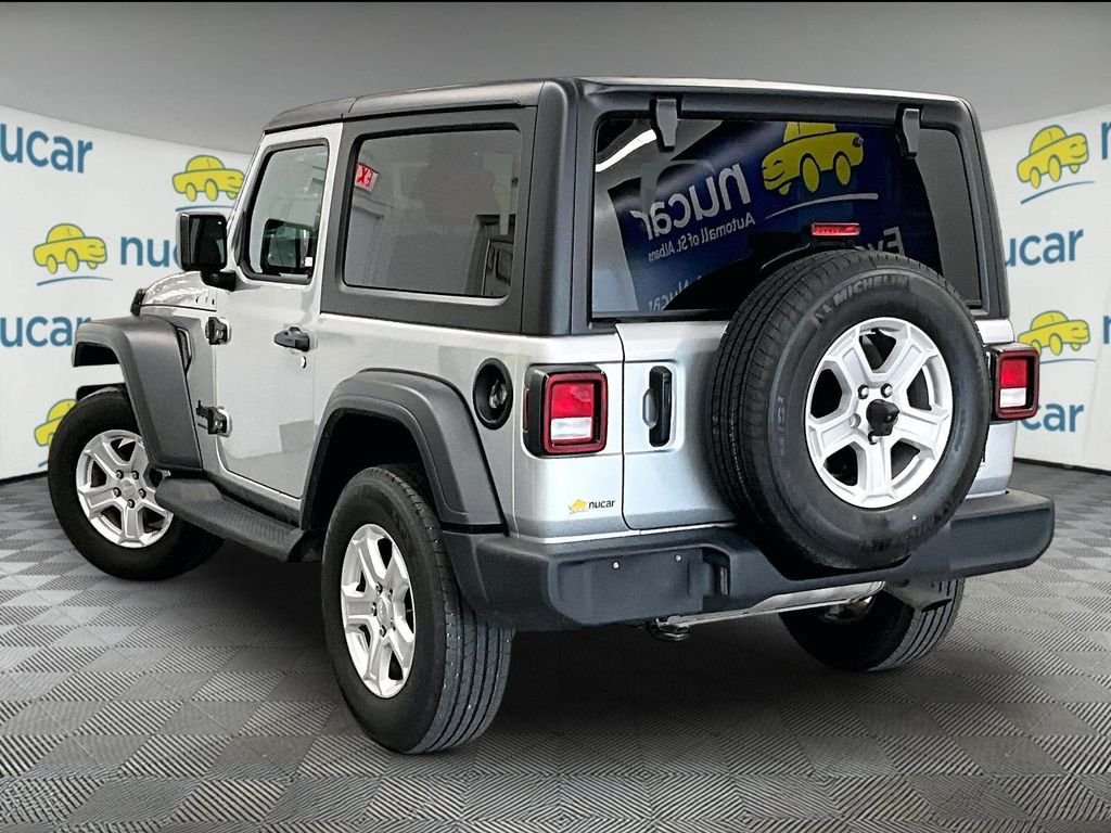 Used 2023 Jeep Wrangler Sport AWD/4WD image 4