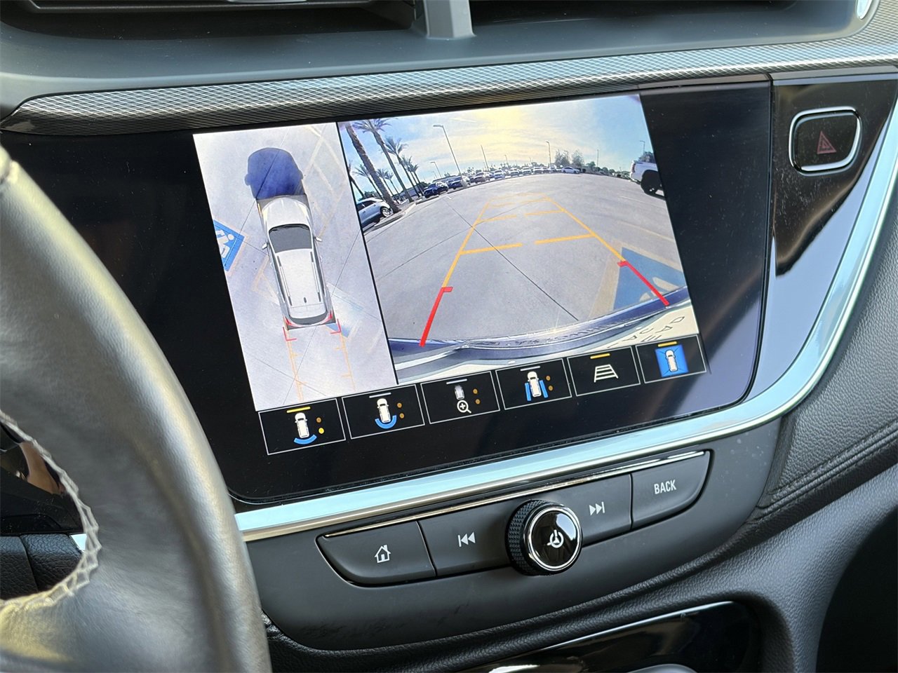 Used 2020 Buick Encore GX Essence w/ Experience Buick Package image 28