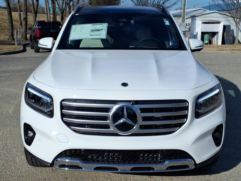 New 2026 Mercedes-Benz GLB 250 4MATIC image 3