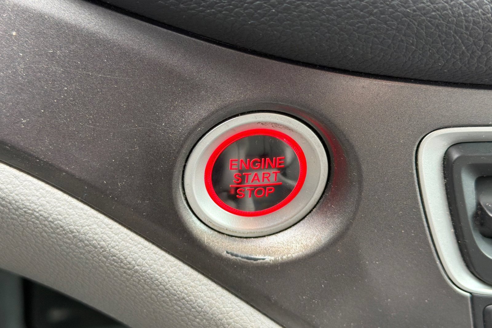 Used 2017 Honda Ridgeline RTL-T image 23