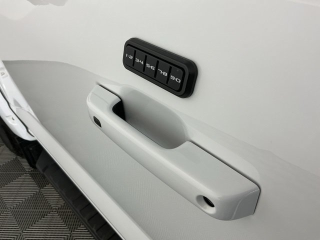 Used 2025 Ford F150 Lariat AWD/4WD image 12