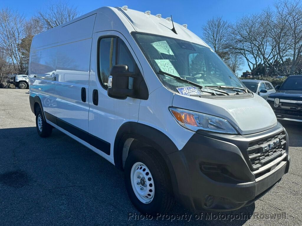 Used 2019 Ford Transit 150 148 Medium Roof RWD image 5
