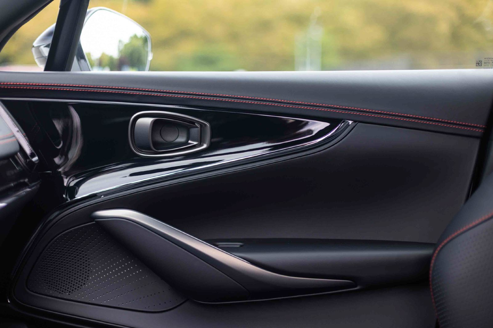New 2026 Aston Martin DBX S AWD/4WD image 29