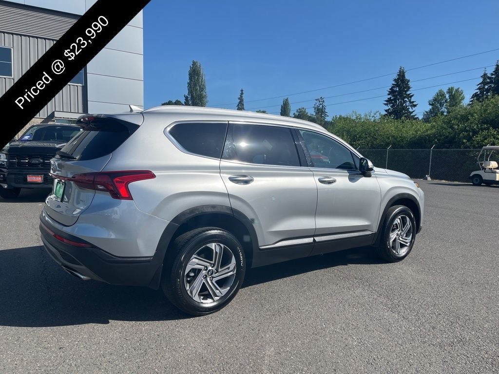 Used 2023 Hyundai Santa Fe SEL AWD/4WD image 3